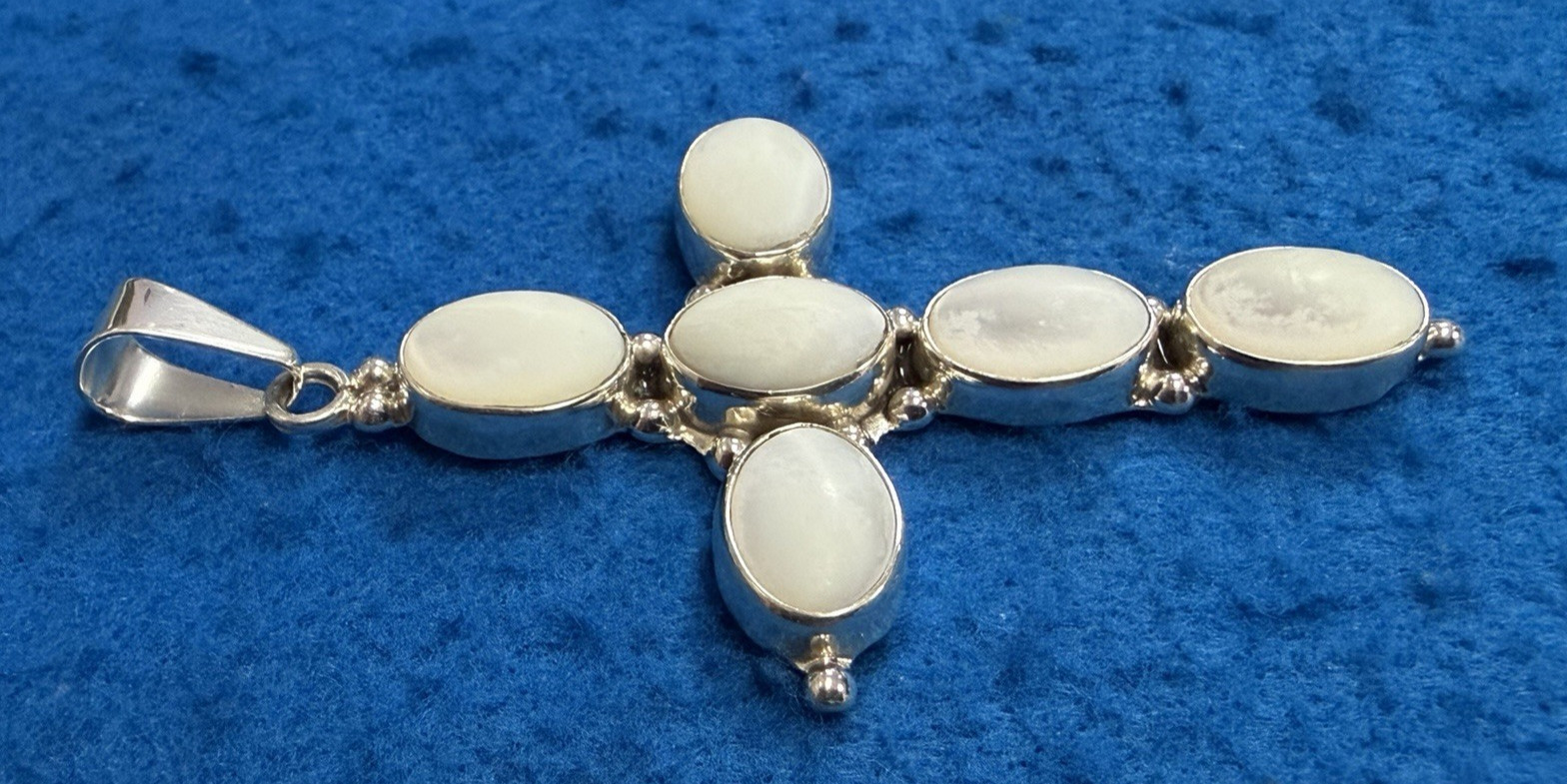 Vintage Sterling Silver Mother of Pearl Oval Cross Pendant