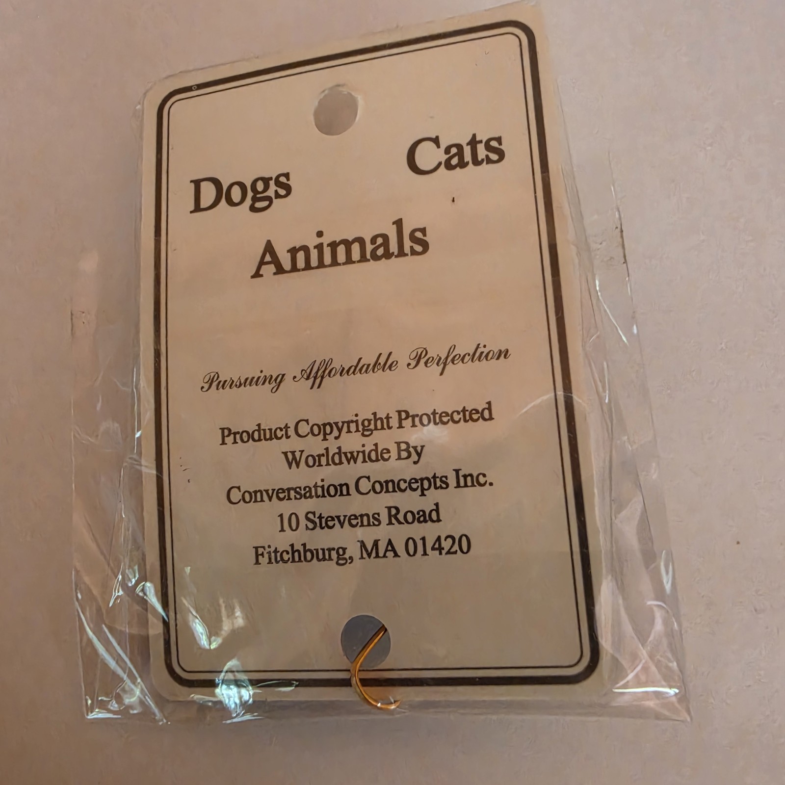 Conversation Concepts Vintage 0.5″ Basset Hound Brown White Zipper Pull Charm