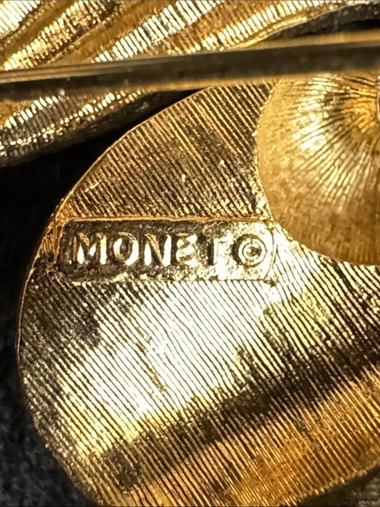 VTG Monet Gold Tone Textured Swirl Wave Statement Brooch Pin 1960s 1970s