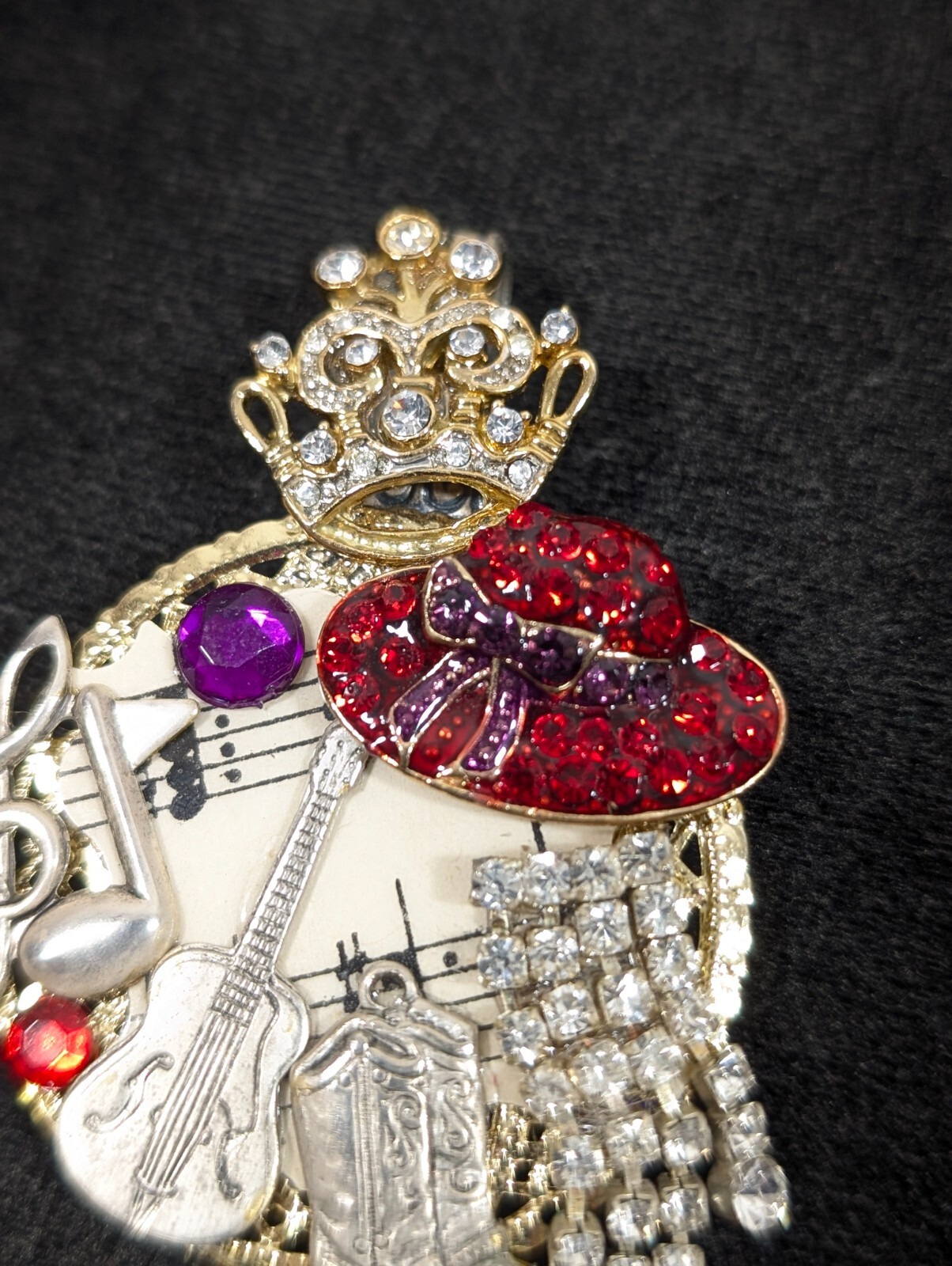 Vintage Artisan Red Hat Rhinestone Music Note Boot Spoon Pendant
