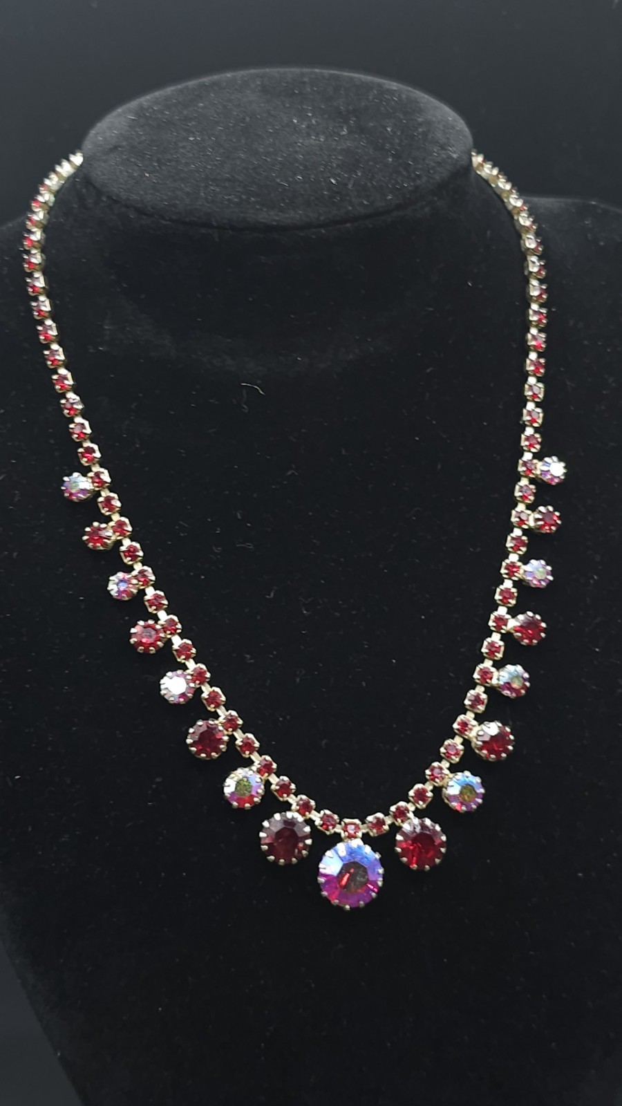 40s KARU-Arke AB BOREALIS Pronged RHINESTONE NECKLACE 16″ Gradiated Red & Pink
