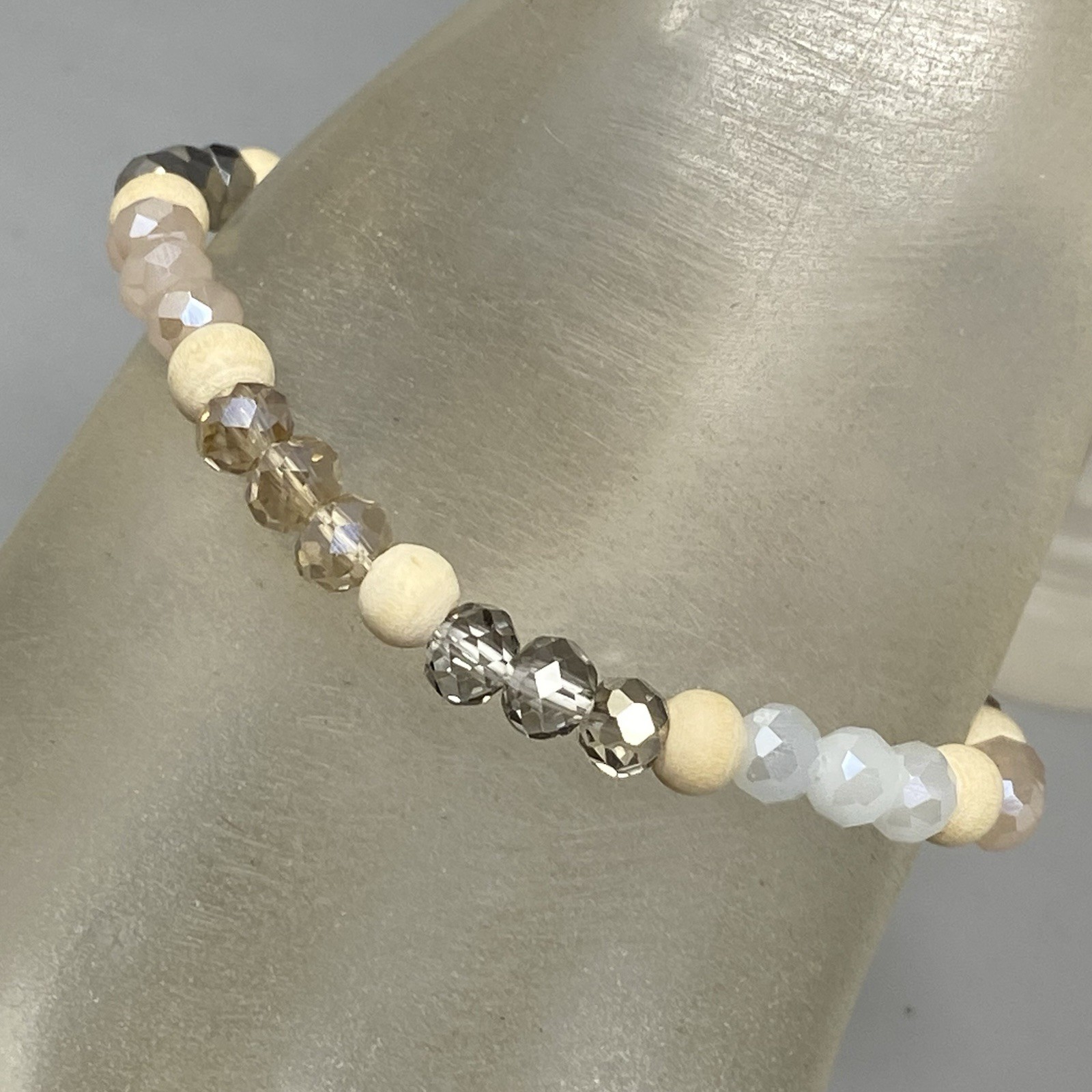 Glass Beaded Bracelet Gray Cream Clear Fire Polished Faceted Stretch Elastic 7″