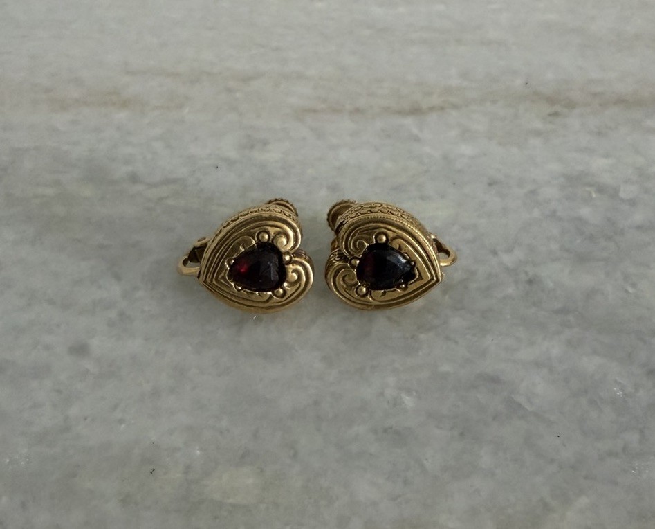 Vintage Goldette Heart Rhinestone Adjustable Clip On Earrings