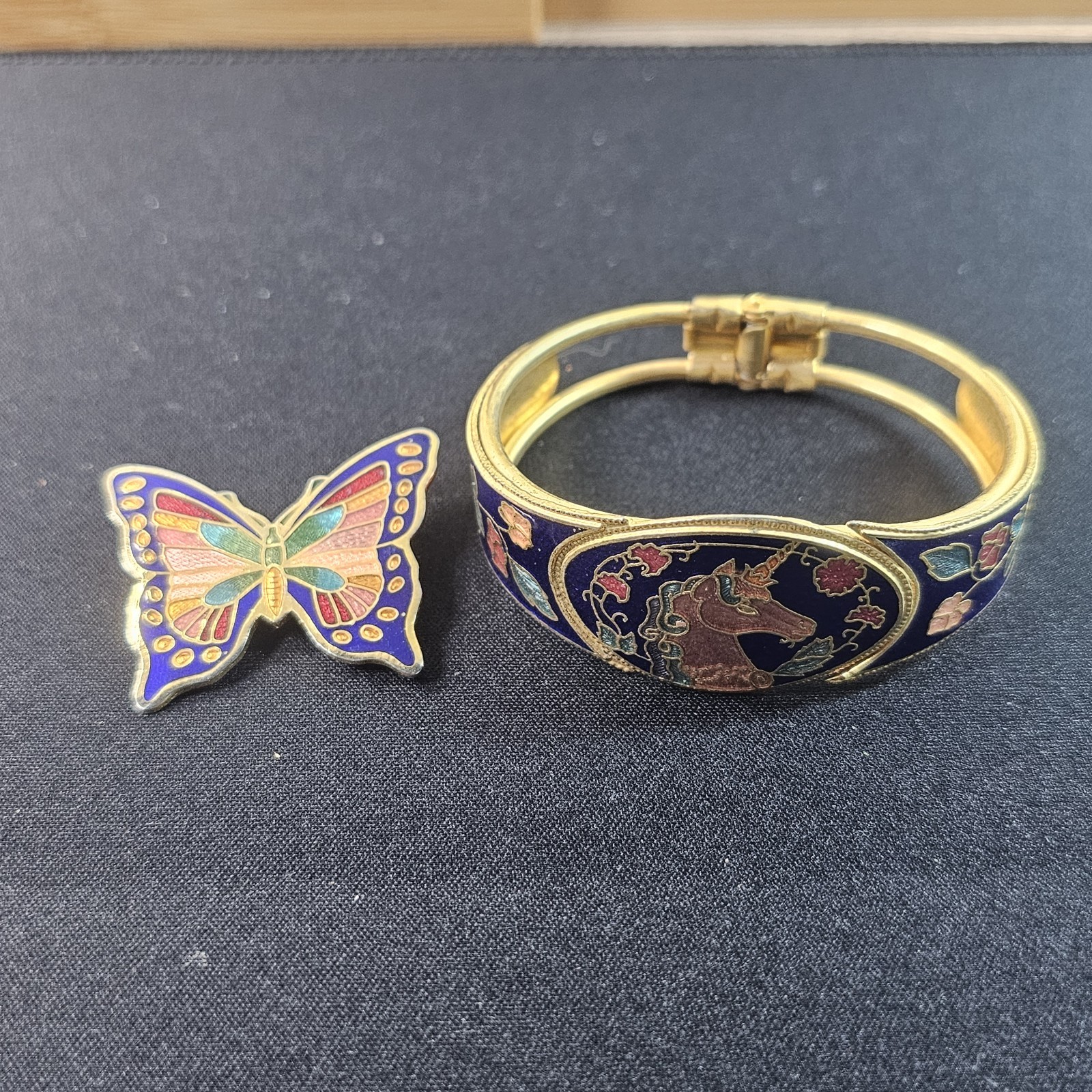 Vintage Unicorn Cloisonne Enamel Cuff Bracelet Gold Tone Clamper Hinged/Butterfl