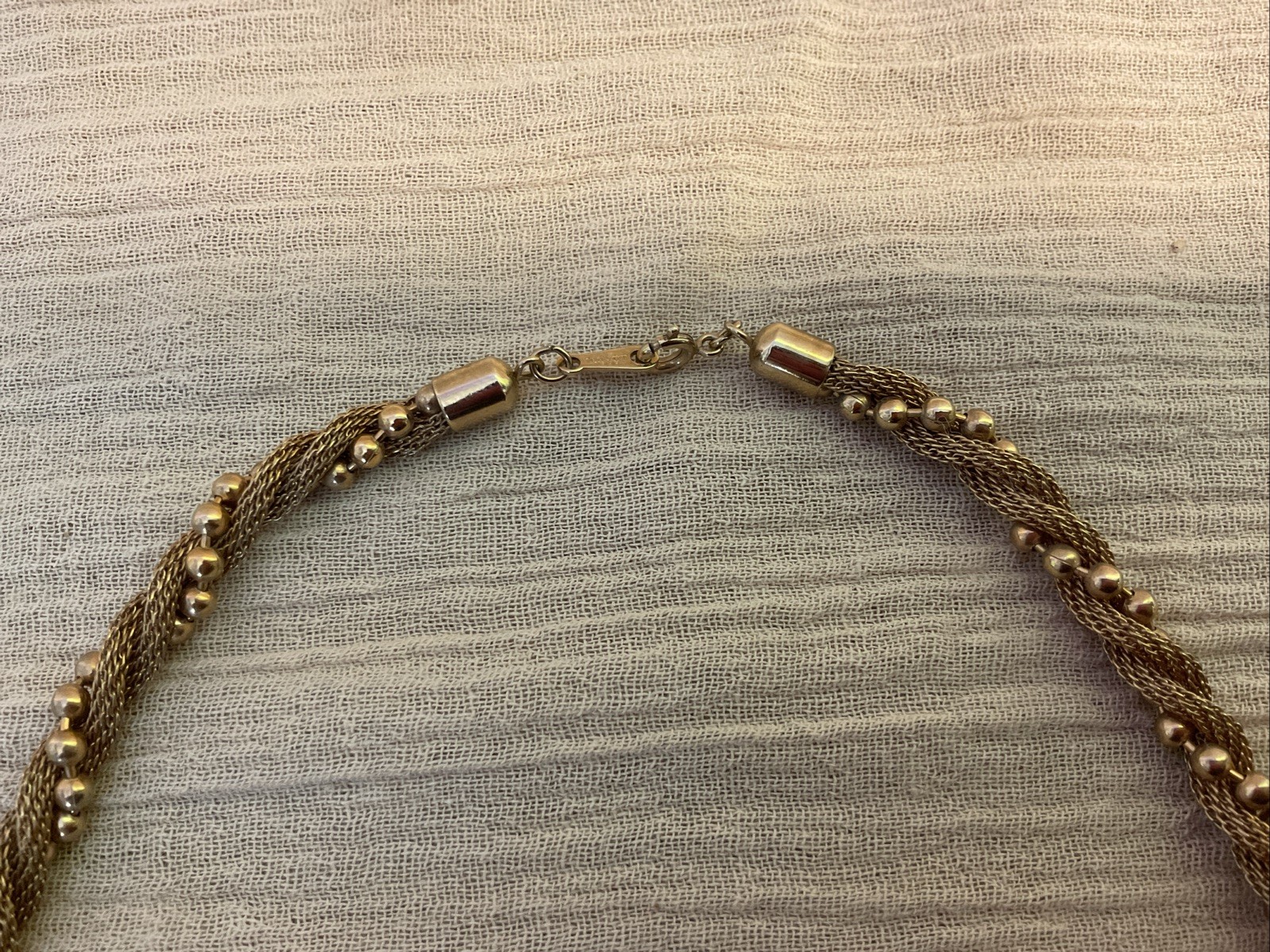Vintage Gold Tone Avon Mesh Bead Twisted Necklace 16” Chain With 3” Extender
