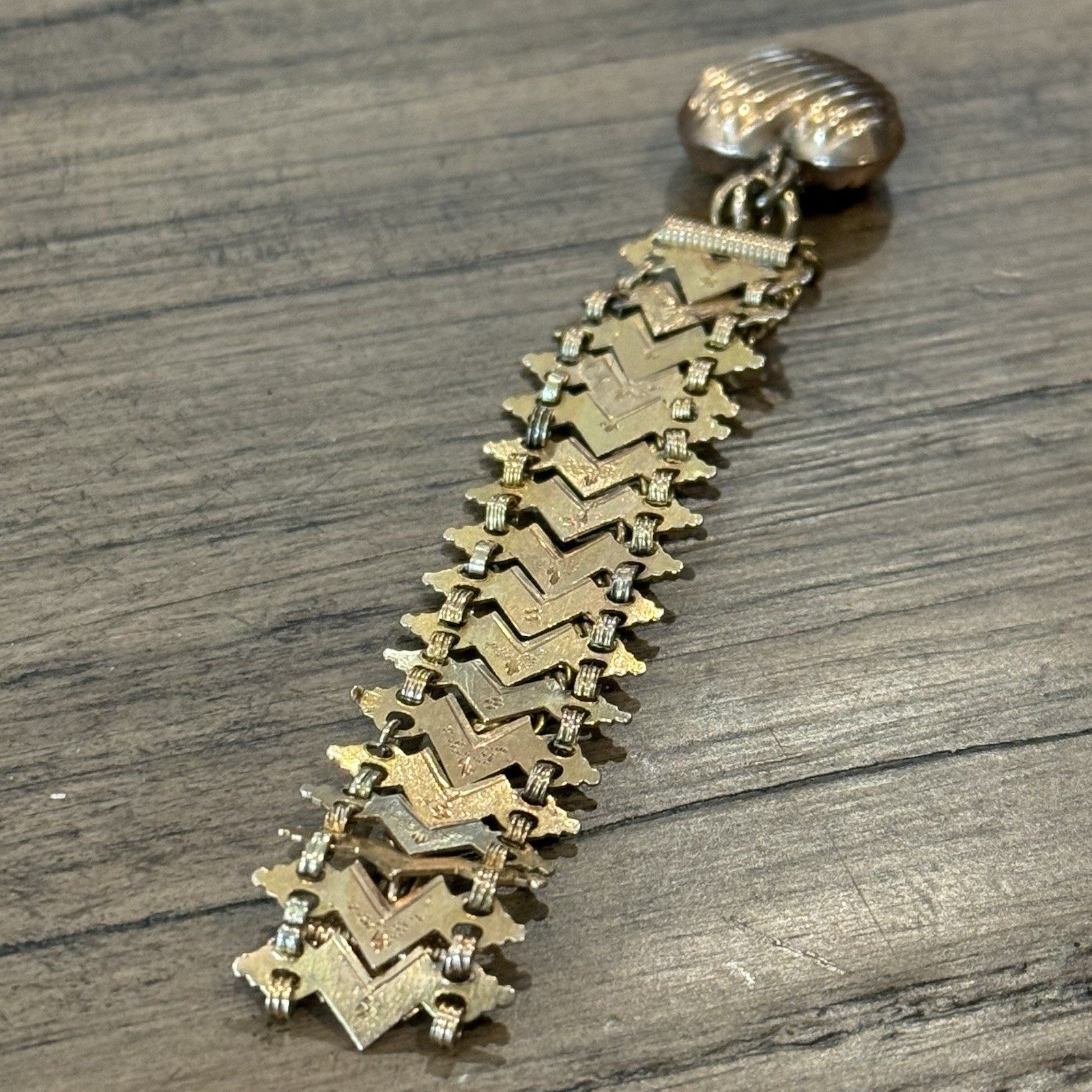 Vintage 14K Gold Articulated Chevron Slide Bracelet w/ Heart Charm 9.7g Tested