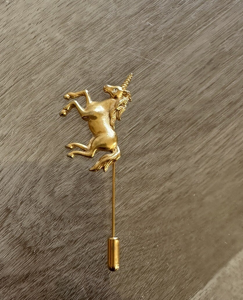 VTG AVON Unicorn Stick Pin Tuxedo Lapel Hat Scarf Pin Vintage Unisex Estate Sale