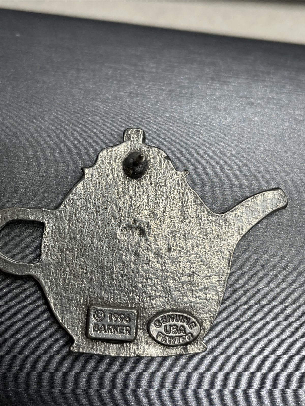 Barker 1996 Genuine Pewter USA Teapot almost 2” in length collector pin