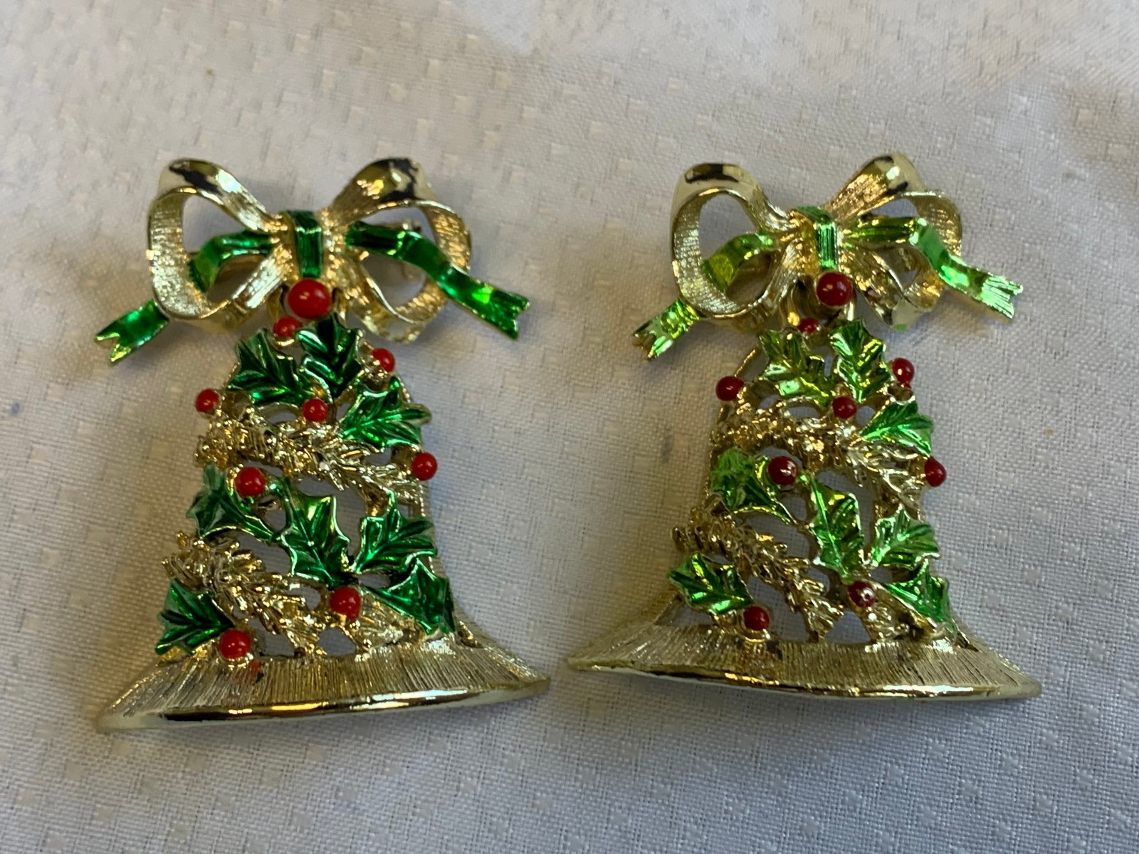 Vtg Christmas Brooch Lot Berebi Monet Gerrys Avon Jacmel Jewelry Scatter Pins