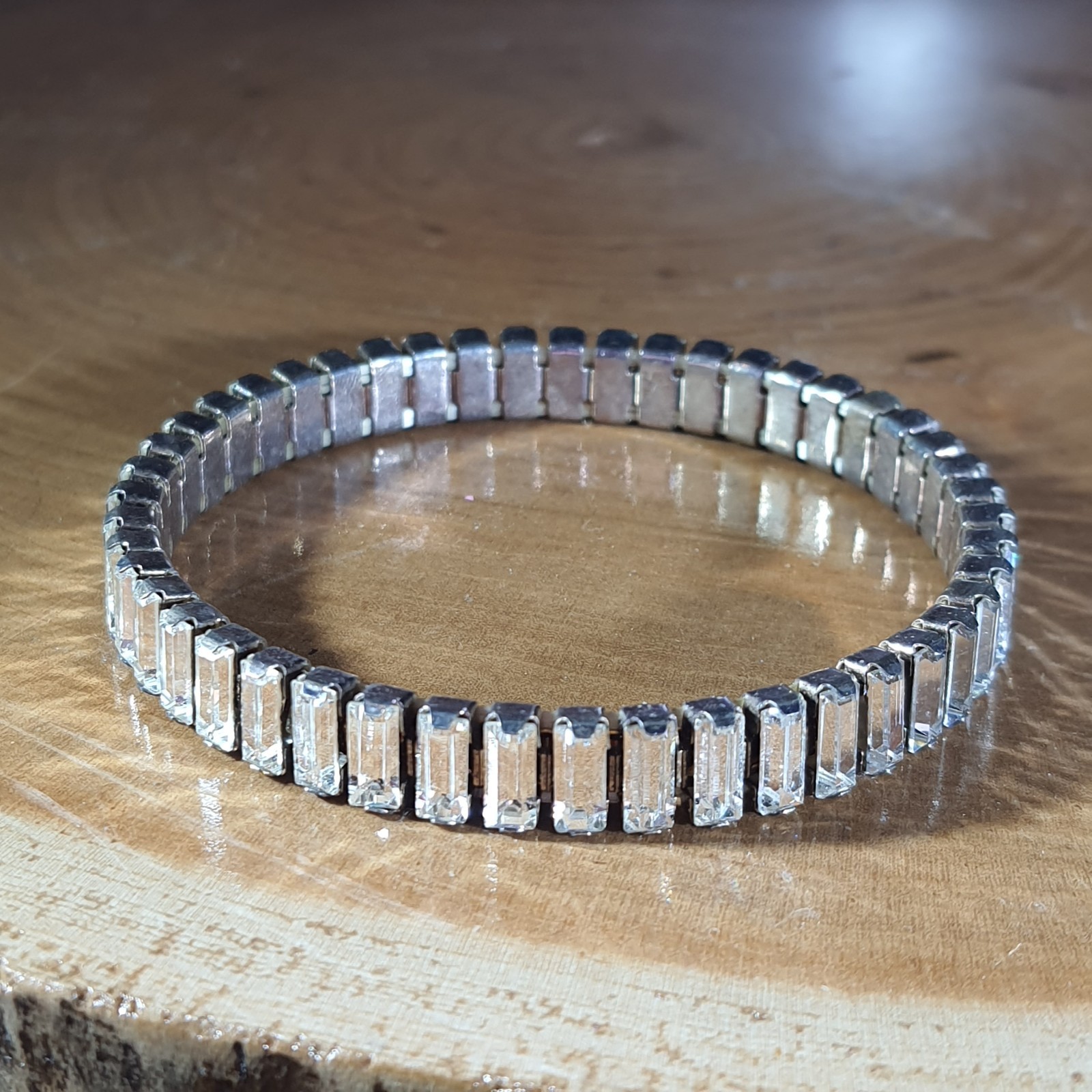 Vintage Beauftiful Glamorous Rhinestone & Silver Tone Expanding Adult Bracelet