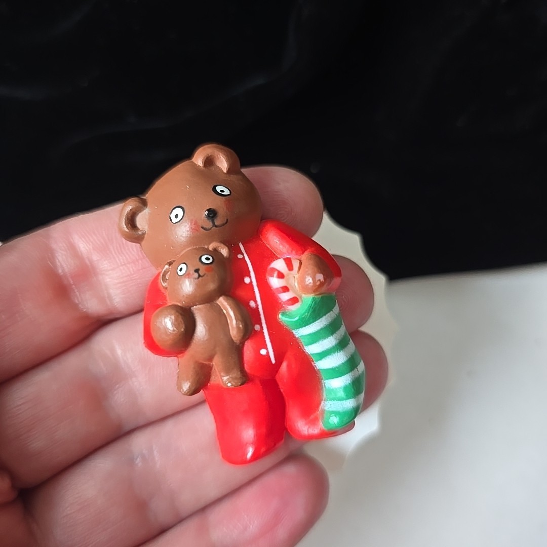 Vintage Fun World S Lehman Plastic Teddy Bears Christmas Pin