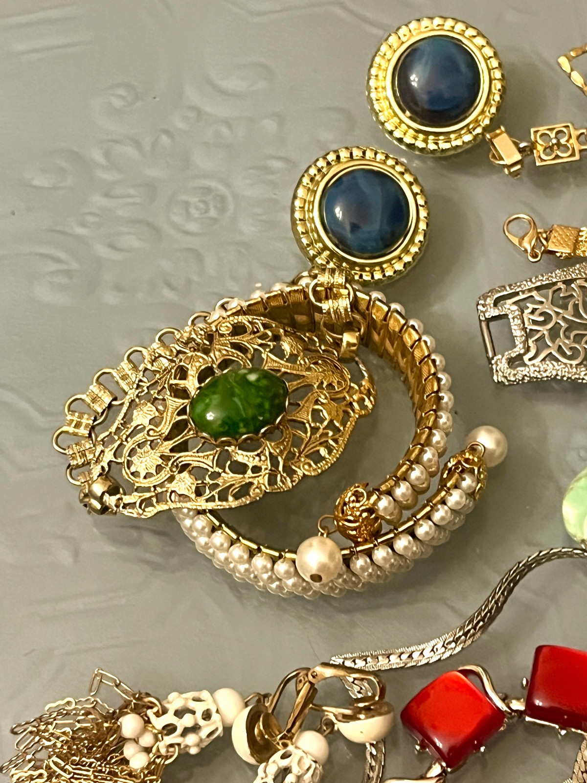 Vintage & Costume Jewelry Lot Coro Mode Art Trifari 1928 ART Rhinestone +