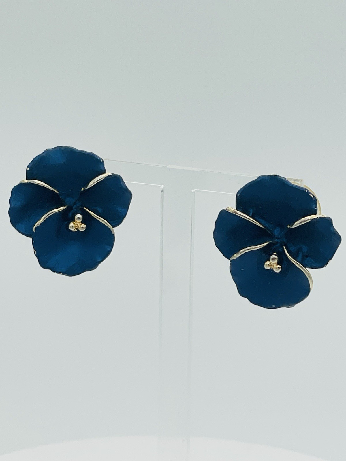 Signed CB Ceramic Violet Flower Stud Earrings Hand Painted Matte Blue Gold