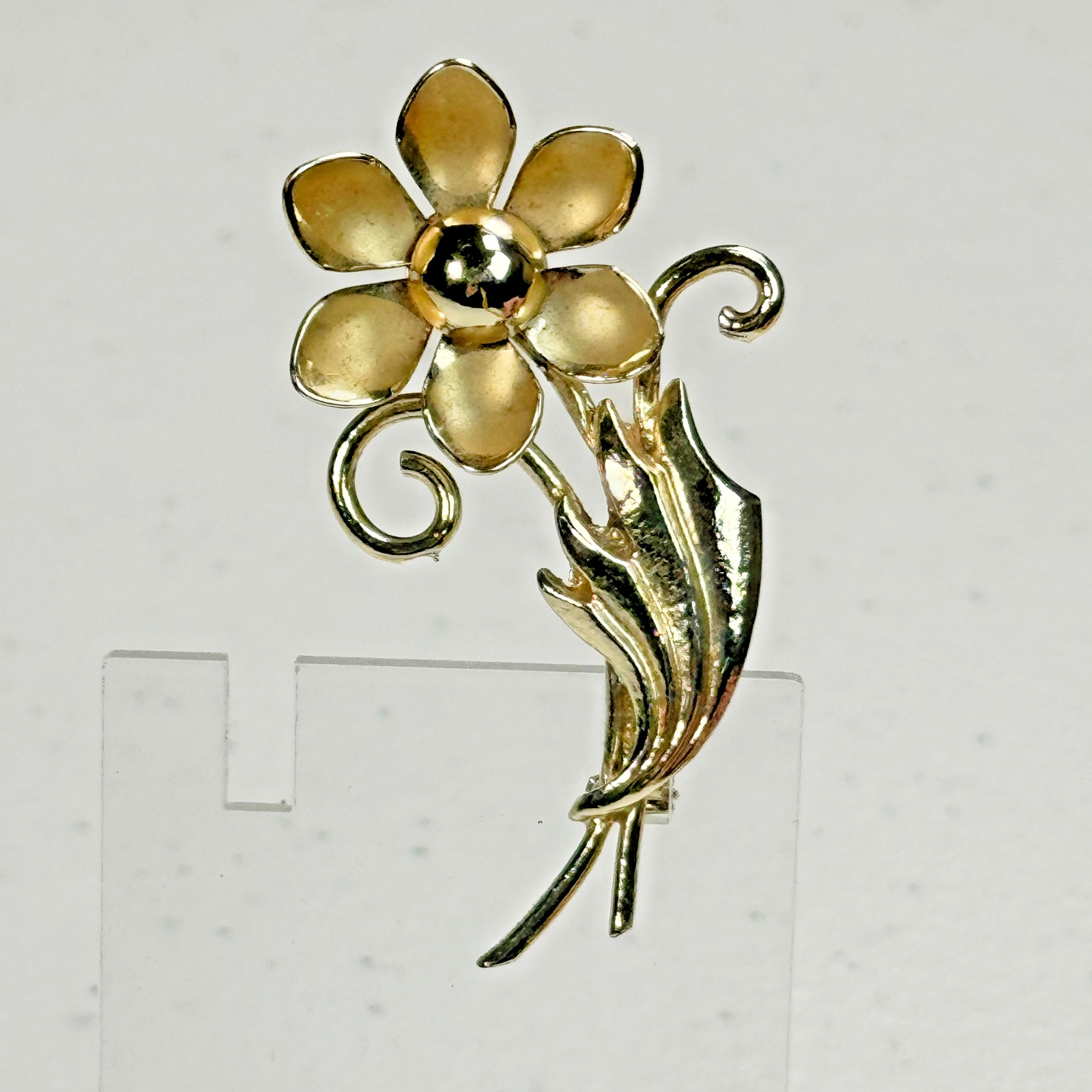 Vintage Brooch Gold Tone Flower Floral Bloom Stem Scroll Leaf Nature Garden Pin