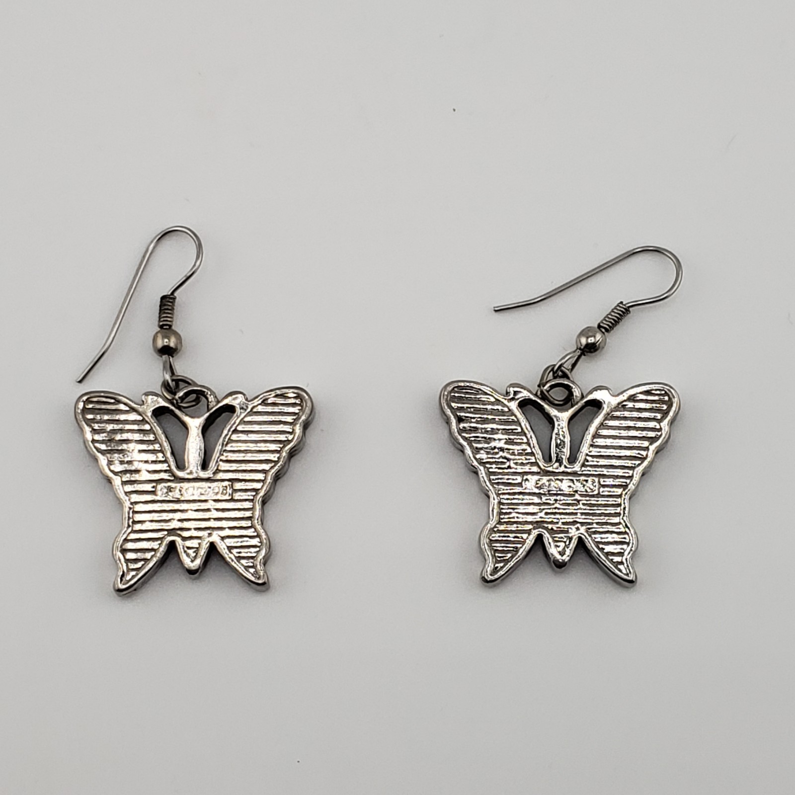 VTG Butterfly Dangle Earrings Silver Tone Turquoise Coral Chip Inlay Southwest