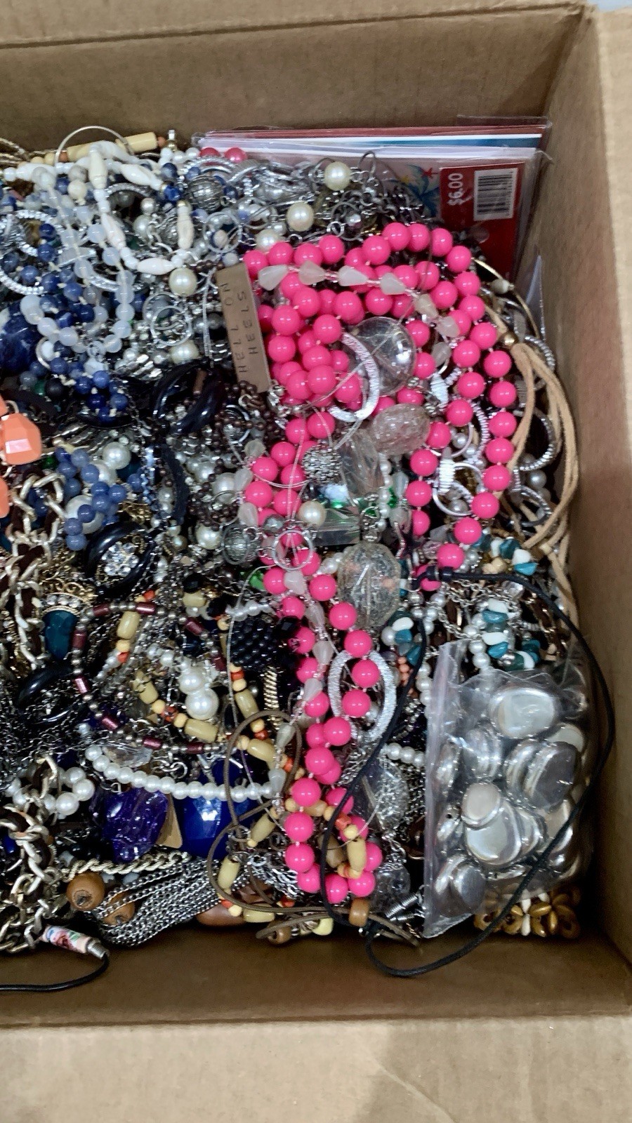 HUGE 19+ POUNDS COSTUME JEWELRY CRAFT WEAR TANGLED JUNK JEWELRY MAKERS LOT# 22