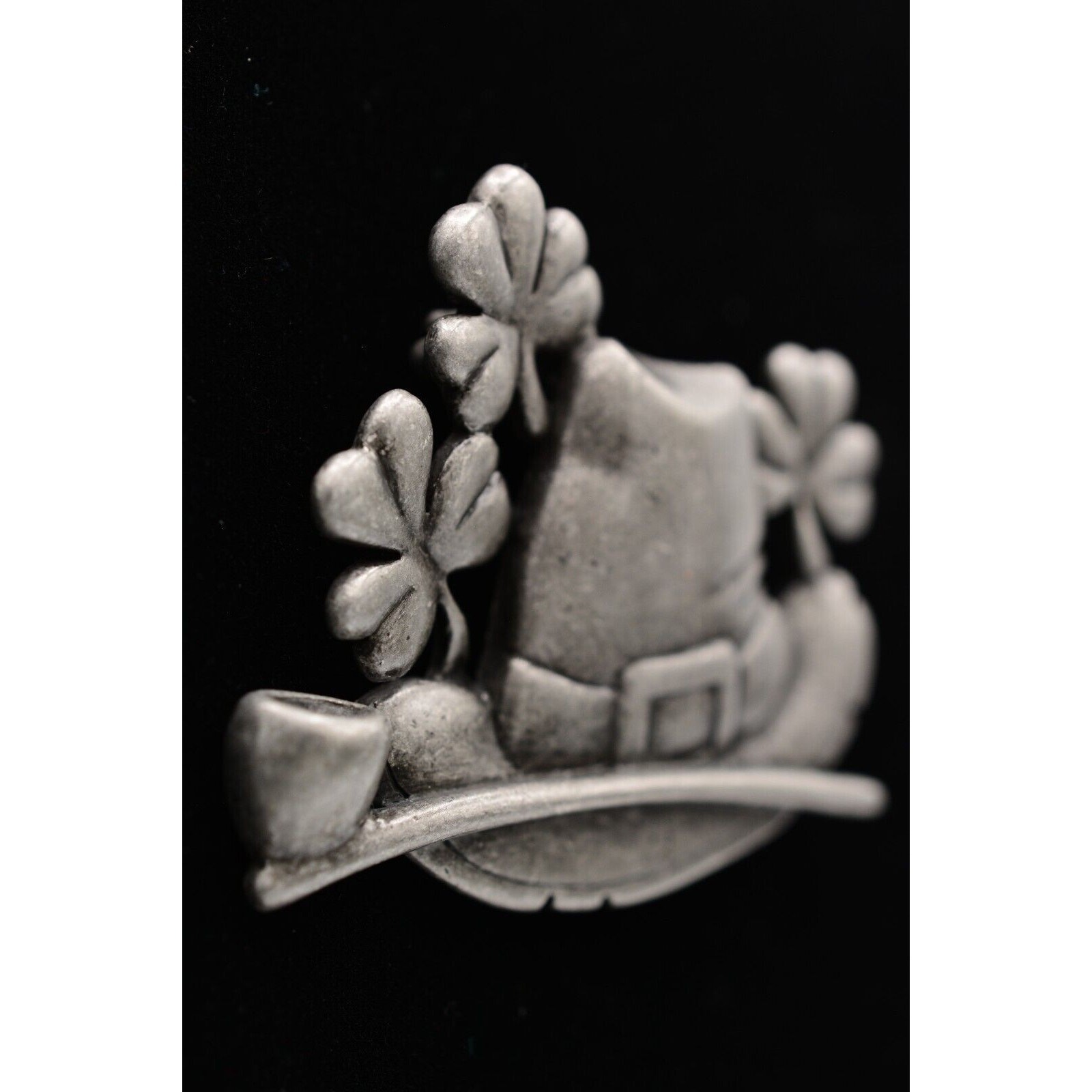 AJC Vintage Leprechaun Pin Brooch Shamrock St. Patrick’s Day Signed NOS BinA3