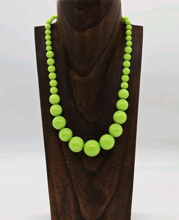 Neon Green Beaded Necklace Graduated round Ball 18 in Vintage Retro 21 in