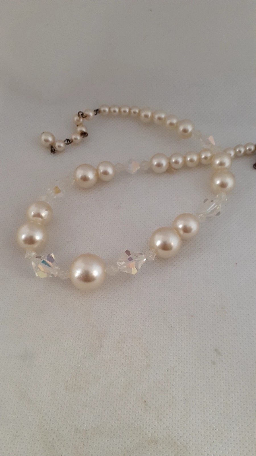 Vintage Lucite Bead & Aurora borealis Necklace. 17.5 in adjustable length