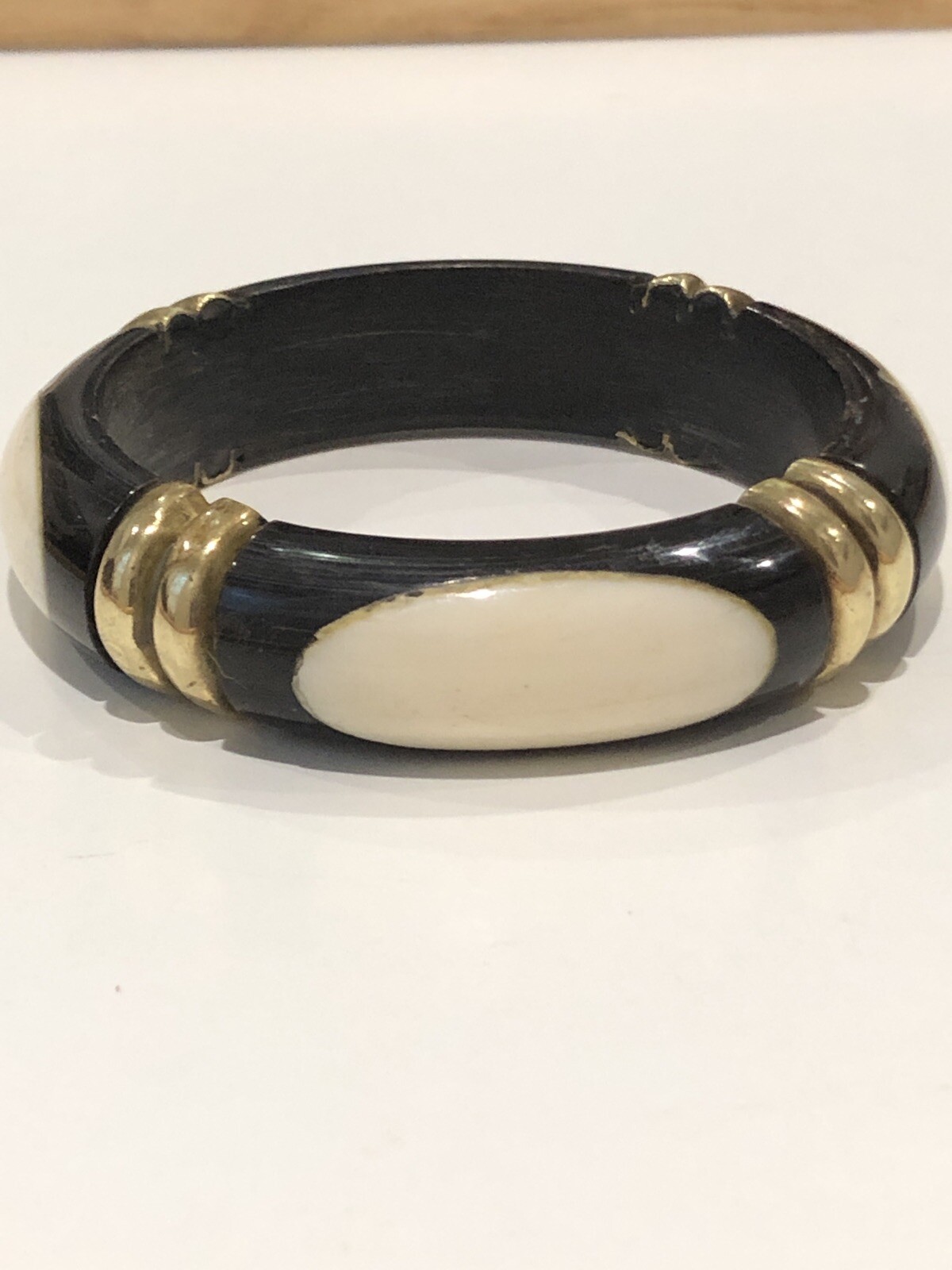 Vintage Bracelet Wood And Lucite And Brass 2.5 In By 1/2 In Estate Jewelry
