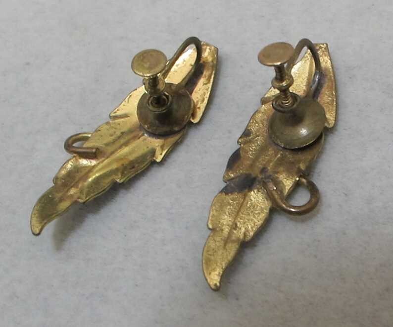 Vtg Light Teal Blue Enamel Gold Tone Slender LEAF Screw Back 1-1/2” Earrings