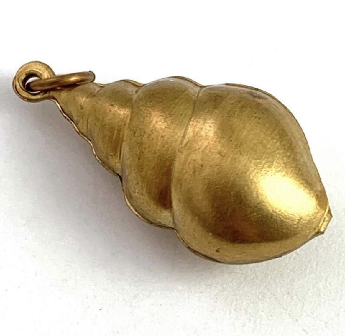 Vintage Charm Seashell Nautilus Snail Shell Brass Metal Pendant Beachy Jewelry