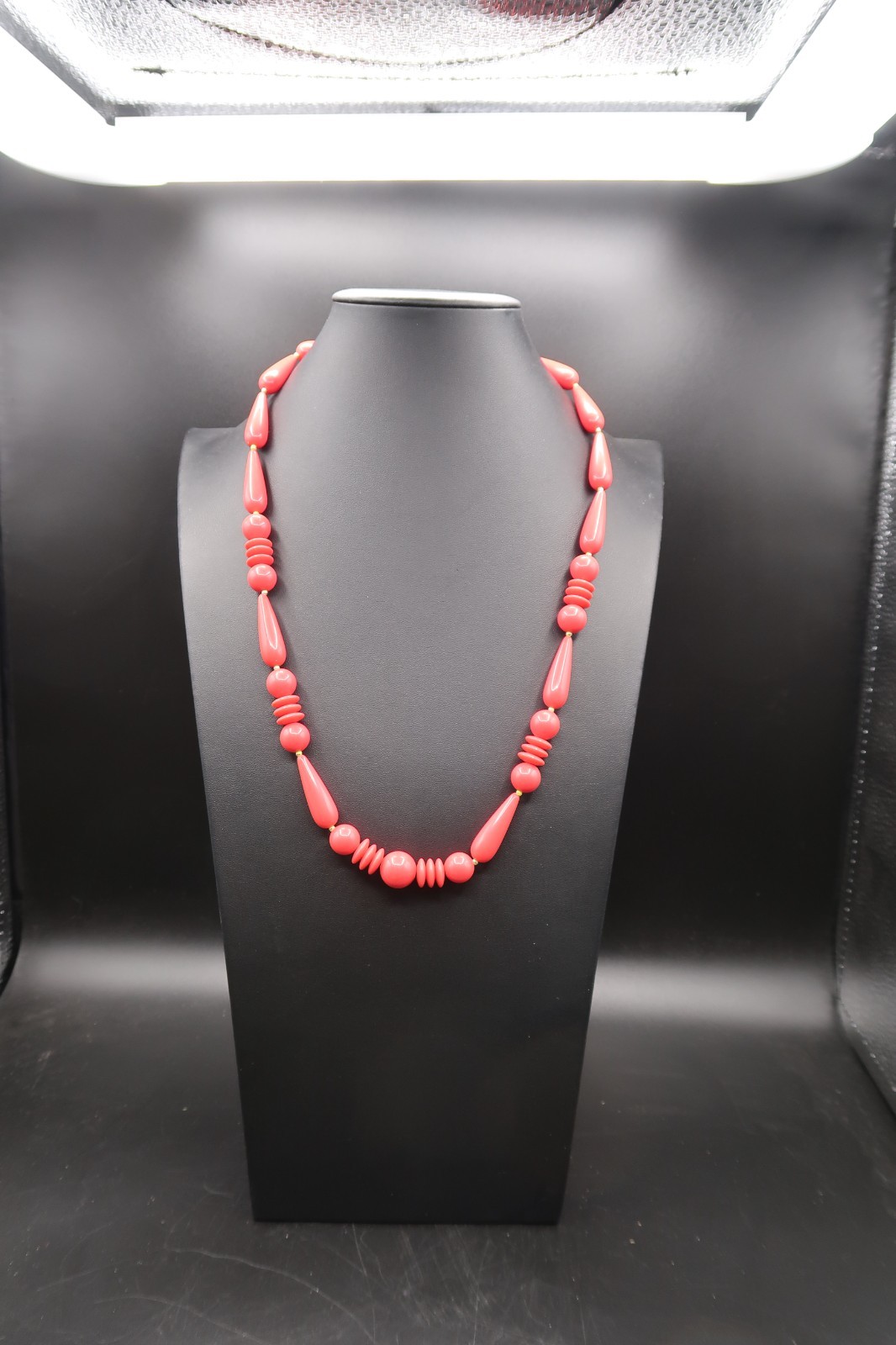 Vtg MCM Pink Lucite Beaded Statement Necklace Unique Mid-Length 24″