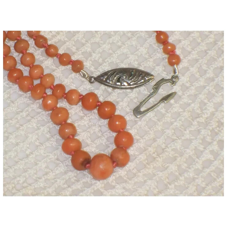Antique Salmon color Graduated CORAL CHOKER Vintage Child Necklace 15 inch