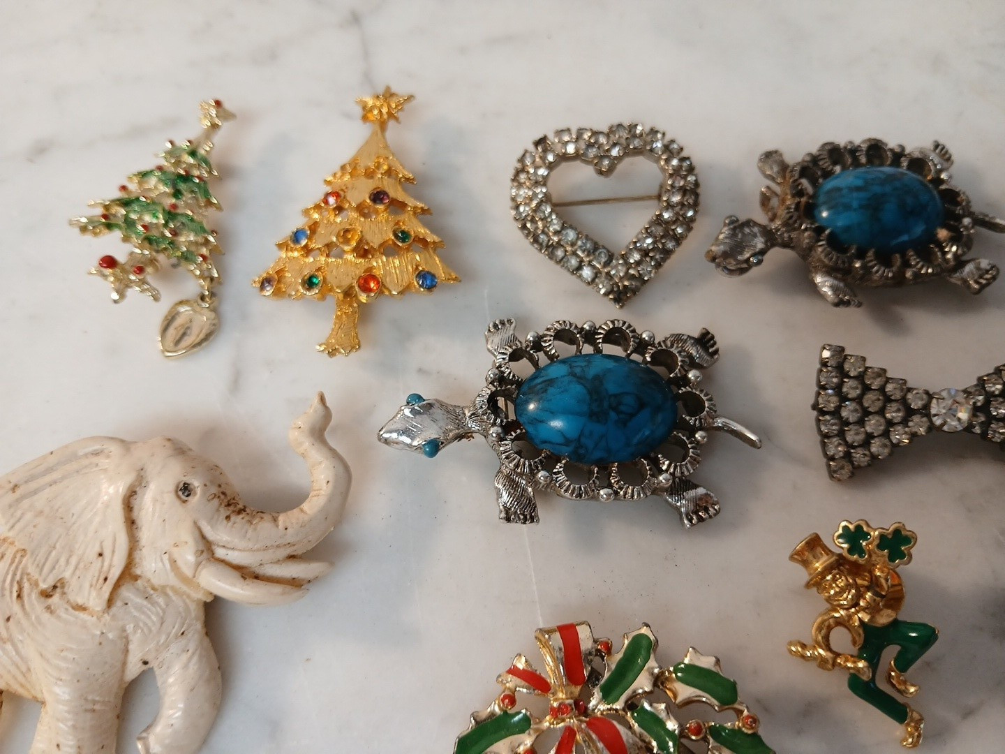 Vintage Estate Brooch Lot Costume, Christmas, Animals Brooches & Pins