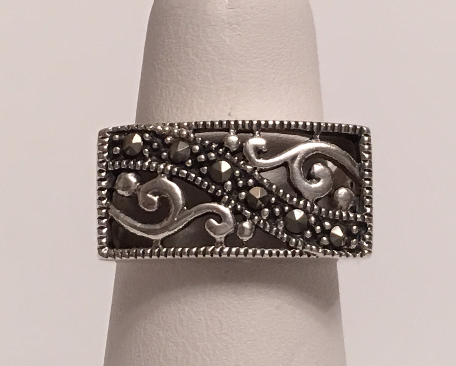 Vintage CW Sterling Silver Marcasite Wide Rectangle Swirl Scroll Size 6.25 Ring