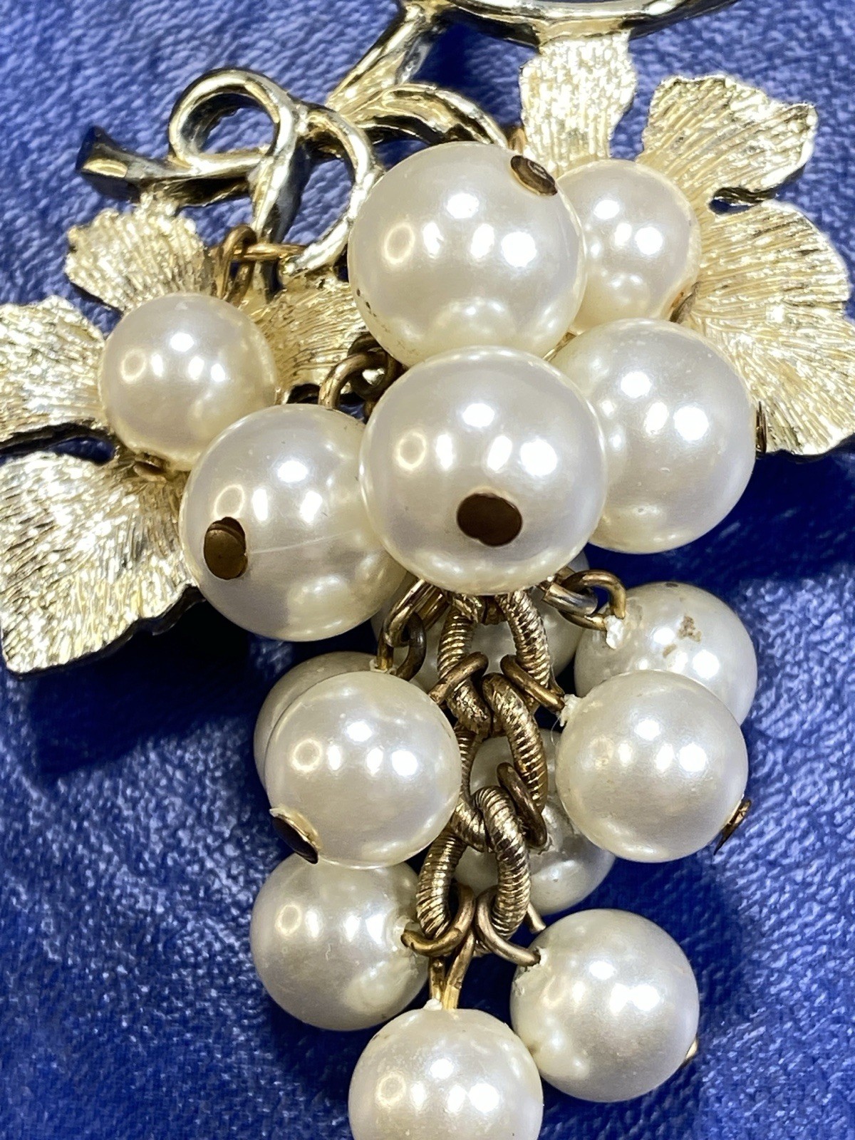 Vtg Judy Lee Faux Pearl Combo Brooch Pendant Necklace Bunch of Grapes Cluster