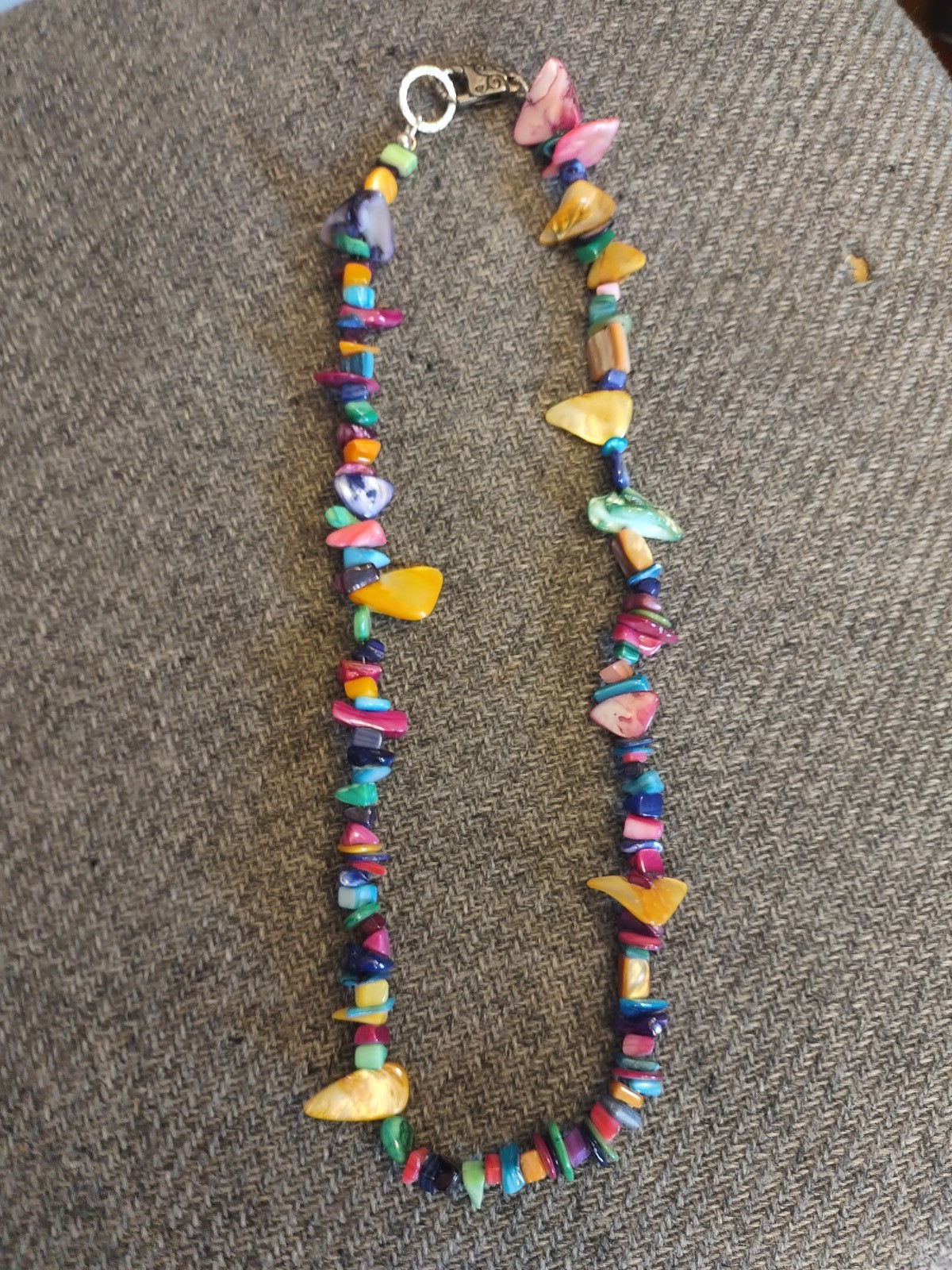 24” Necklace, shells and stones, EXC, Big Clasp, Pre Owned
