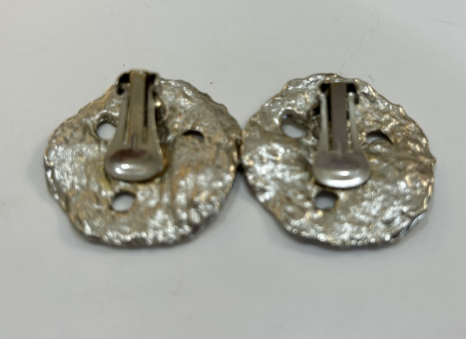 Orena Paris Signed French Vintage Grandes Boucles D’Oreille Clip Earrings Silver
