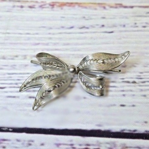 Antique Western Germany1940’s Silver Tone Filigree Bow Pin Brooch Jewelry signed