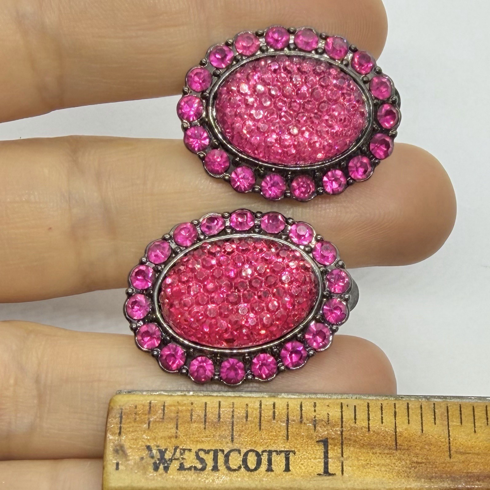Vtg Raspberry Pink Druzy Rhinestone Gunmetal Statement Earrings Oval Huggie Clip