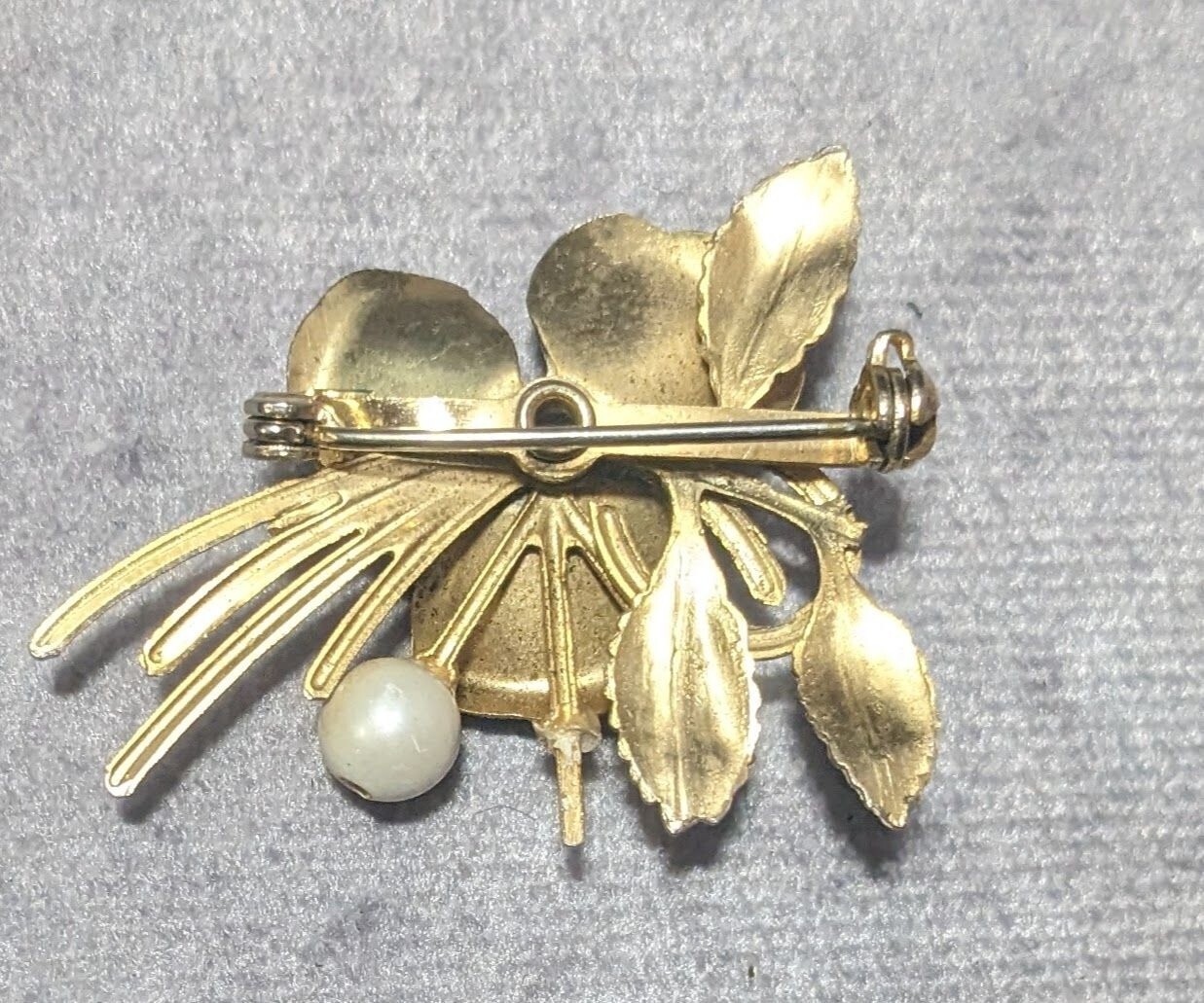 Vintage Cream And Gold Tone Whimsical Fantasy Floral Brooch