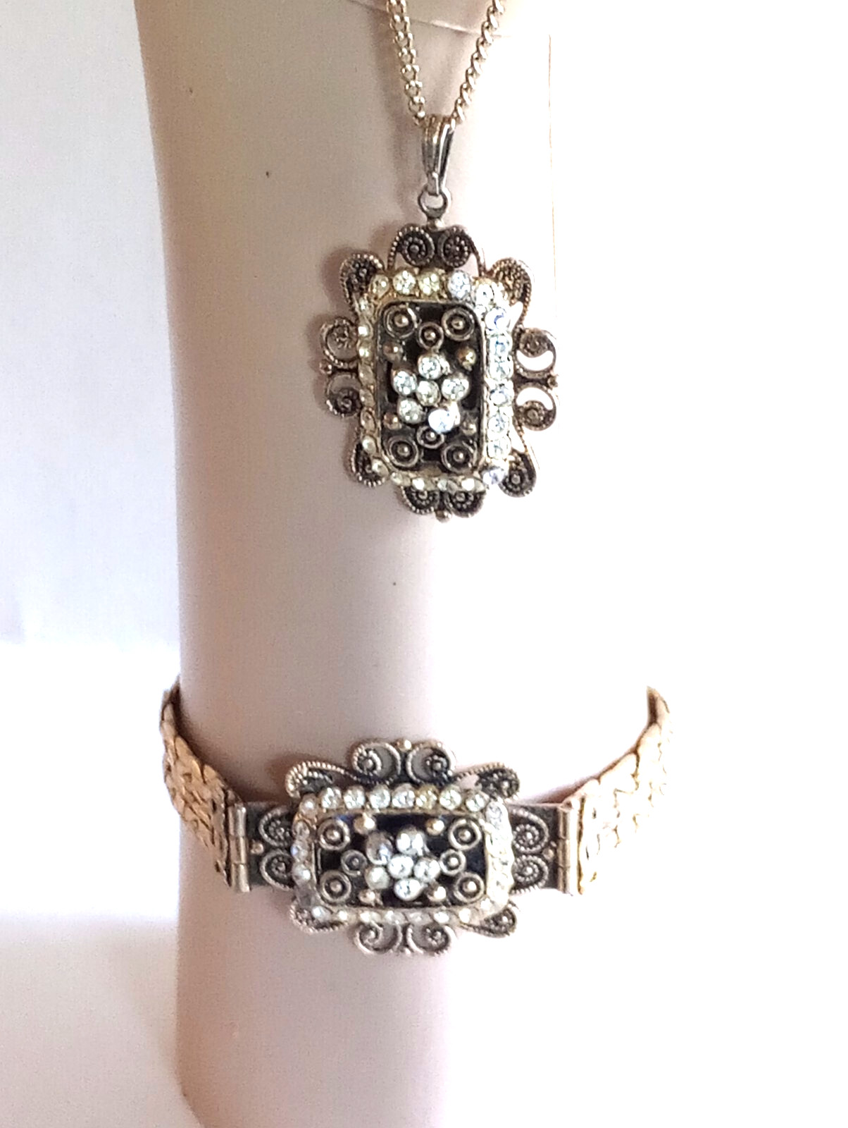 VINTAGE JEWELRY SET DECO FILIGREE CANNETILLE BRACELET PENDANT BRASS GOLD PLATED