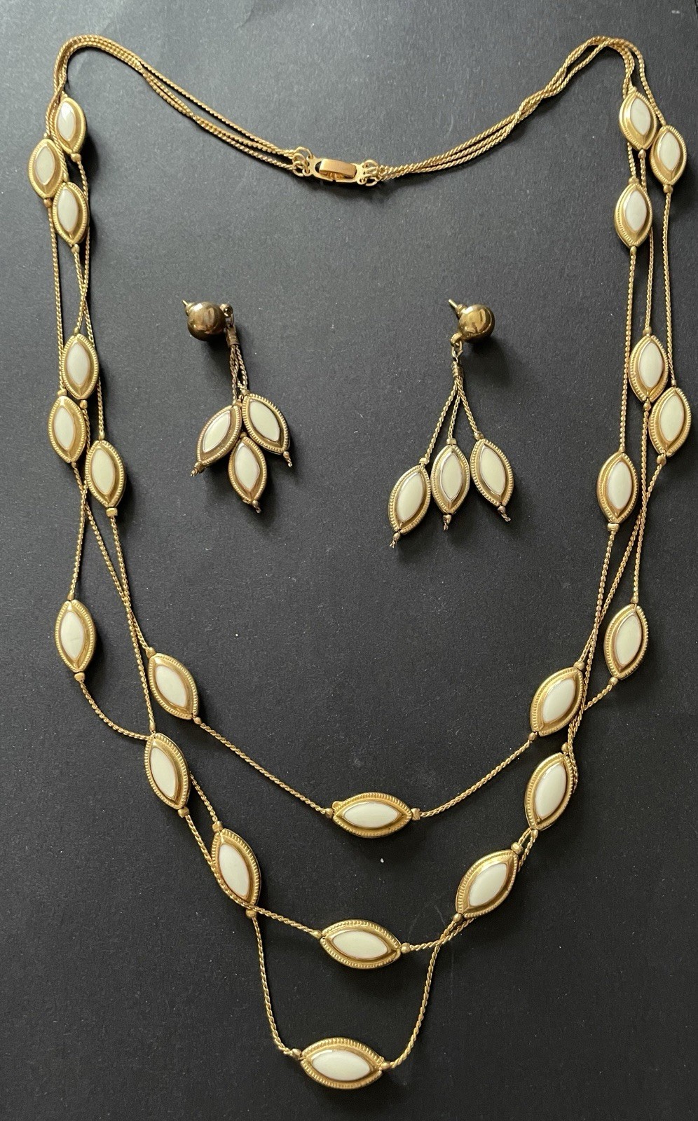 Vintage triple strand necklace with Earrings in gold and ivory Tone 14”