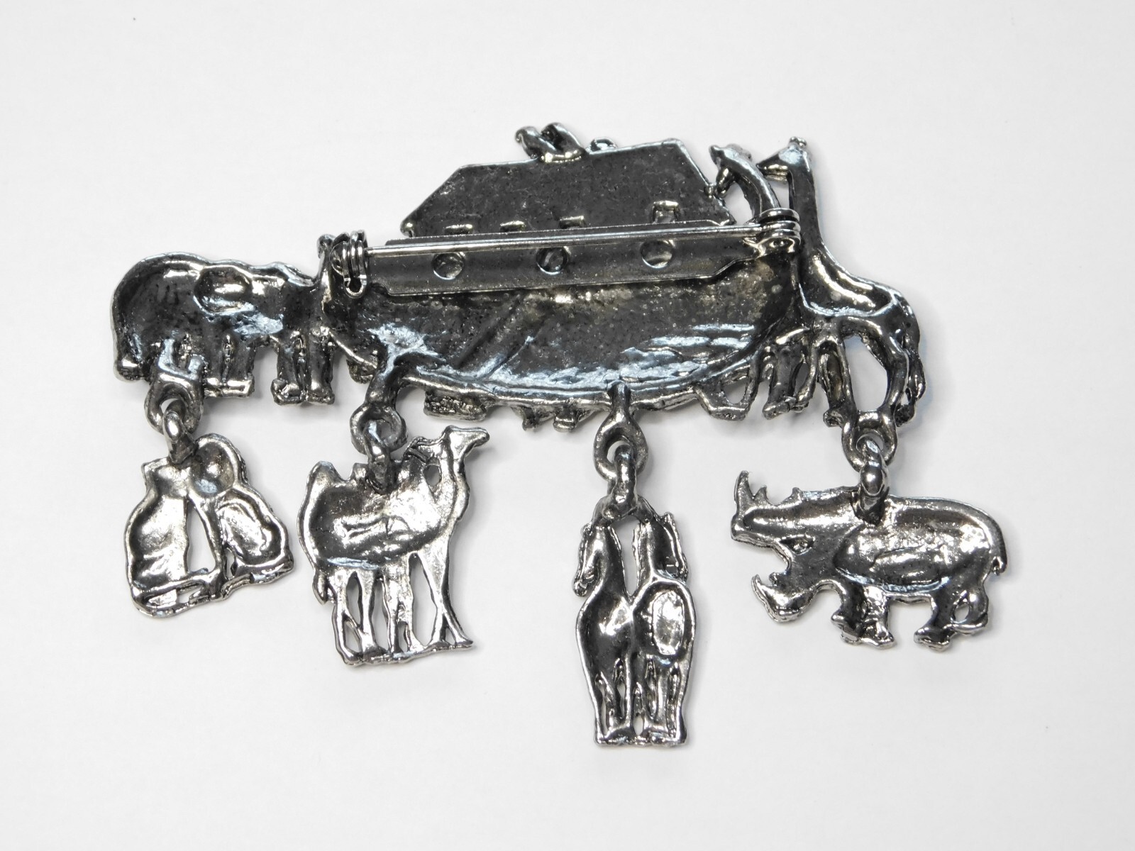 Vintage Silver Tone Noah’s Ark Animal Dangle Drop Animals Brooch Pin 2.75″