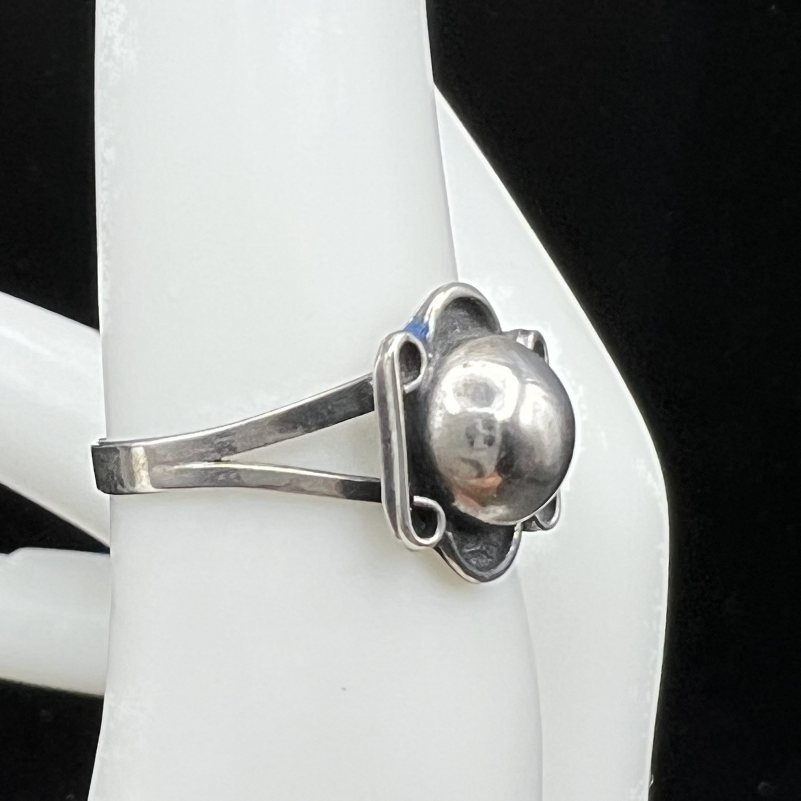 Vintage Ball Design 925 Sterling Silver Ring Child’s Size 4.25 Signed