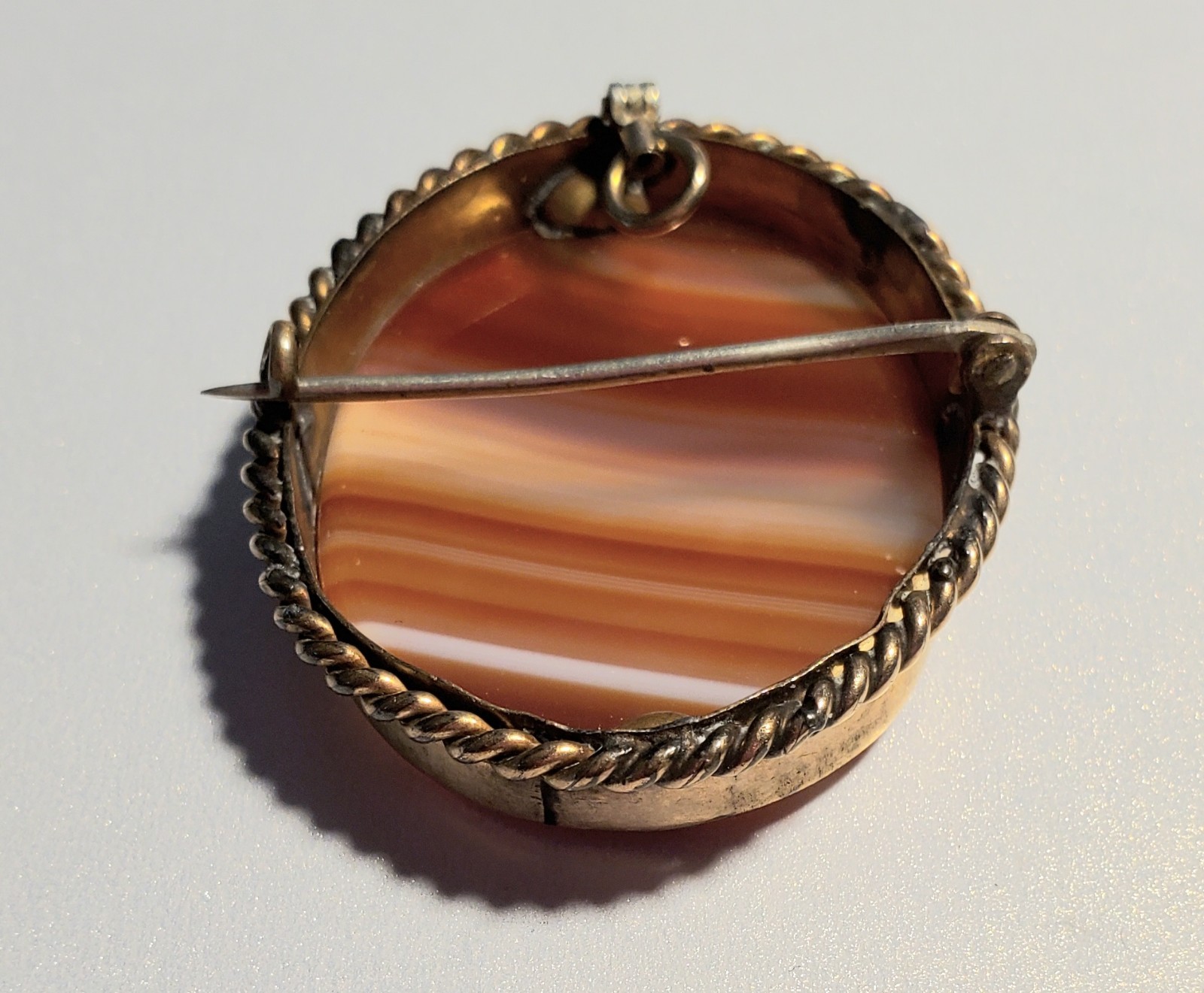Antique Victorian Pendant / Brooch Banded Agate Twisted Rope Design Gold Filled