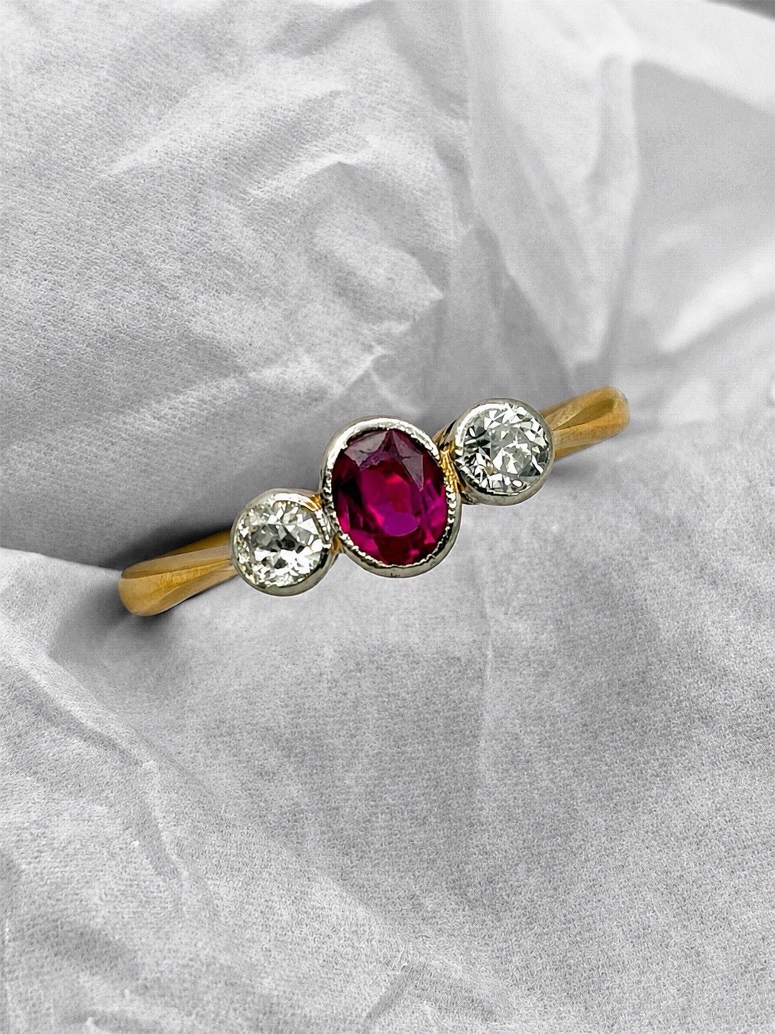Antique Edwardian 18K Gold 3 Stone Ruby & Old European Cut Diamond Ring Size 6.5