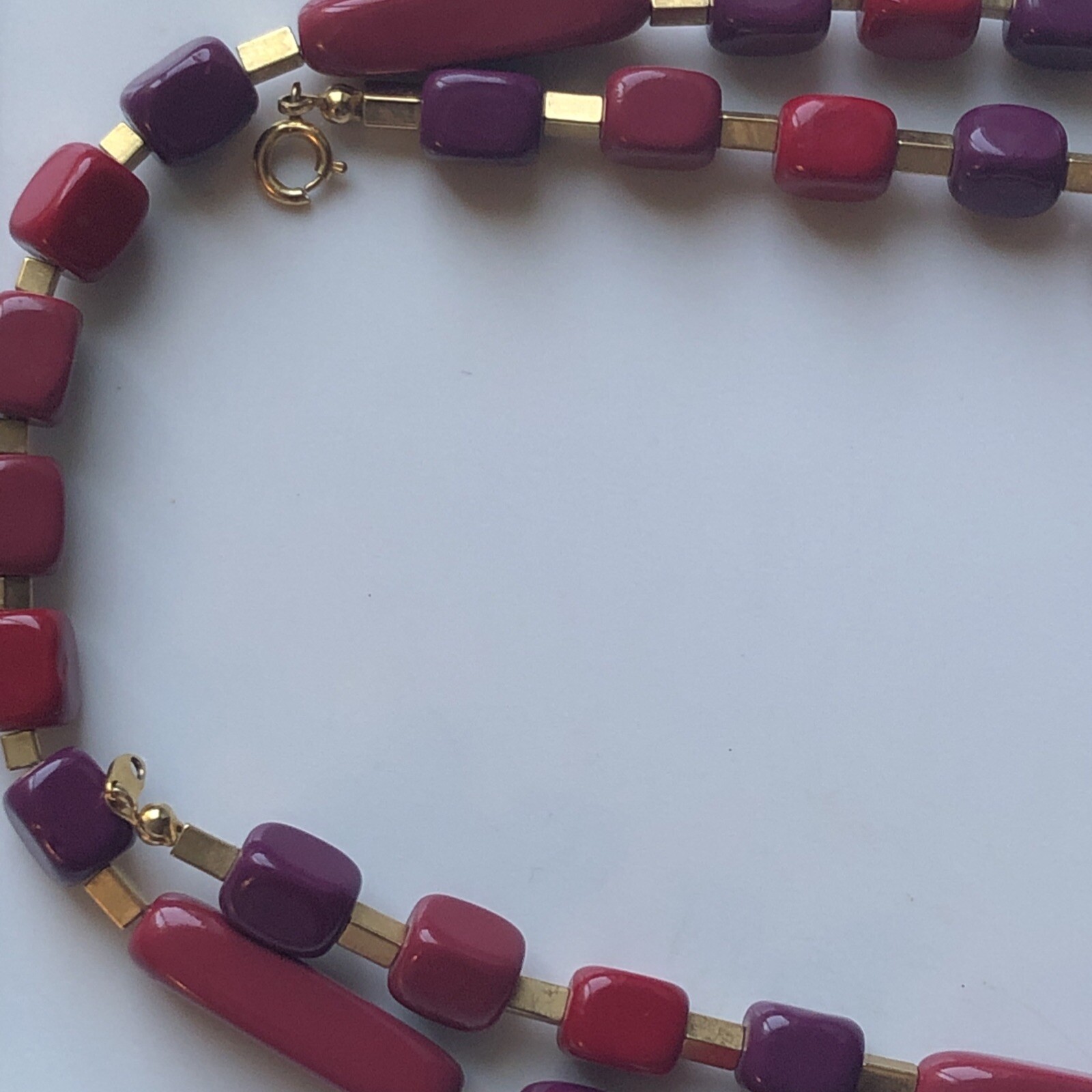Pink Purple Red Necklace Gold Tone Signed 29” Rectangular Vtg Trifari