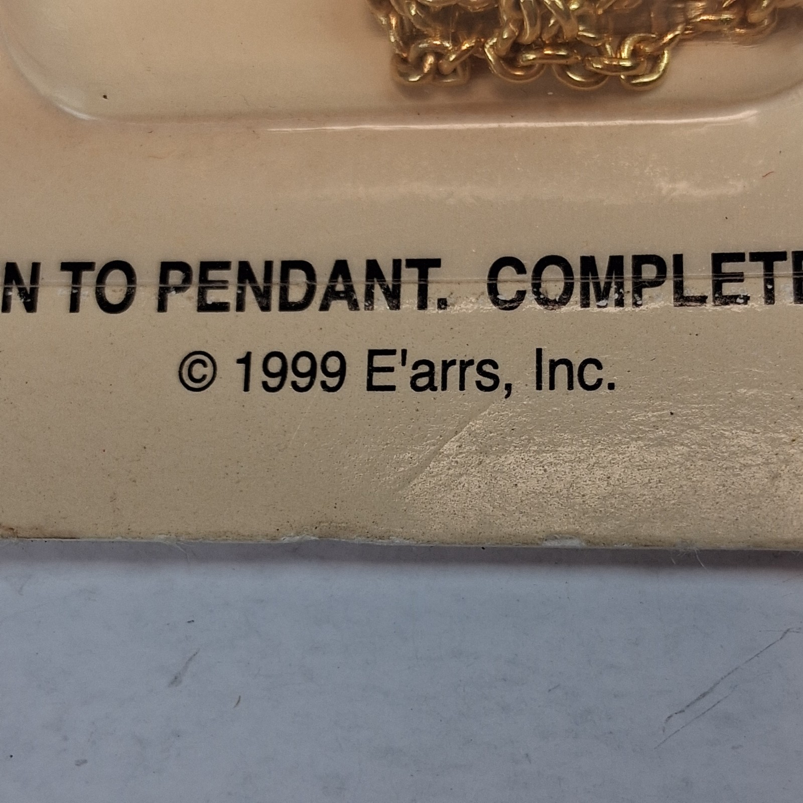 Vintage 1999 E’arrs Pin Converter to Pendant Kit Gold Tone Necklace Chain NEW