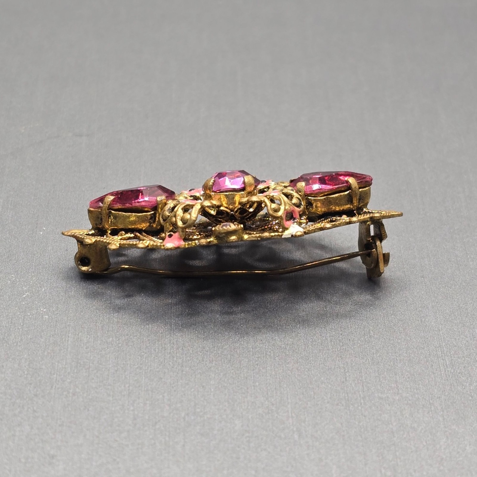 VTG Czecho Pink Rhinestone Brooch 1.5″ Floral Enamel Gold Tone Pressed Metal