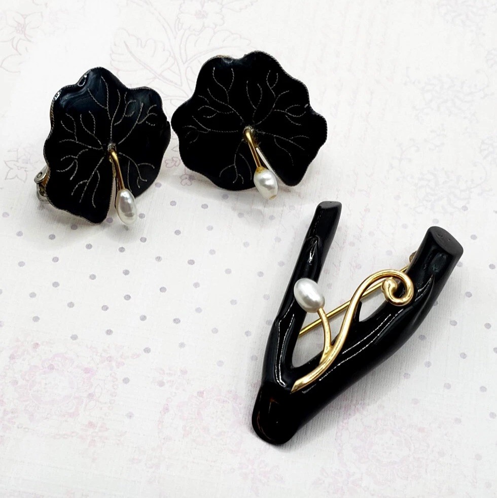 Vintage 14K Gold Pearl & Black Coral Branch Brooch & Earrings Set