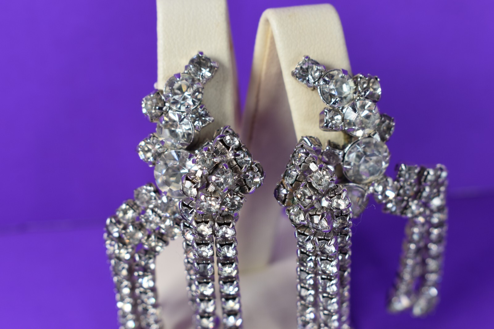 Rare La Roco Quality Designer Chandelier Dangle Rhinestone Clip Earrings 2.9″