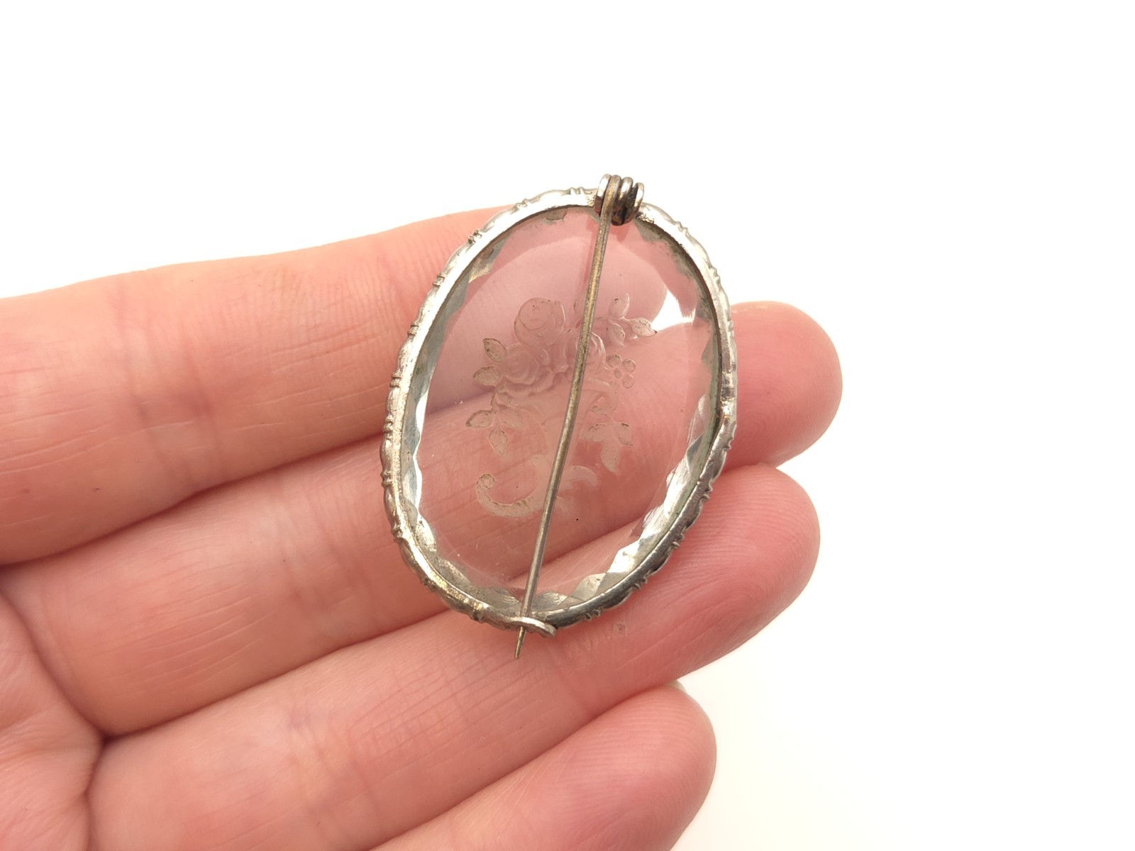 Vintage Reverse Carved Intaglio Glass Rose Flower Bouquet Basket Brooch Pin
