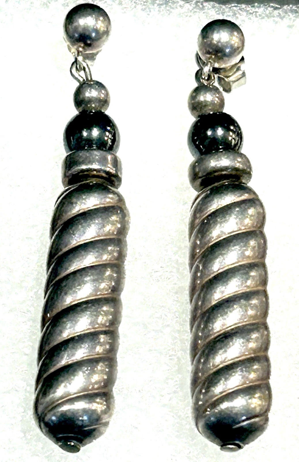 Vntg Native American Sterling Silver Twist Drop Earrings With Hematite Bead 8 Gr