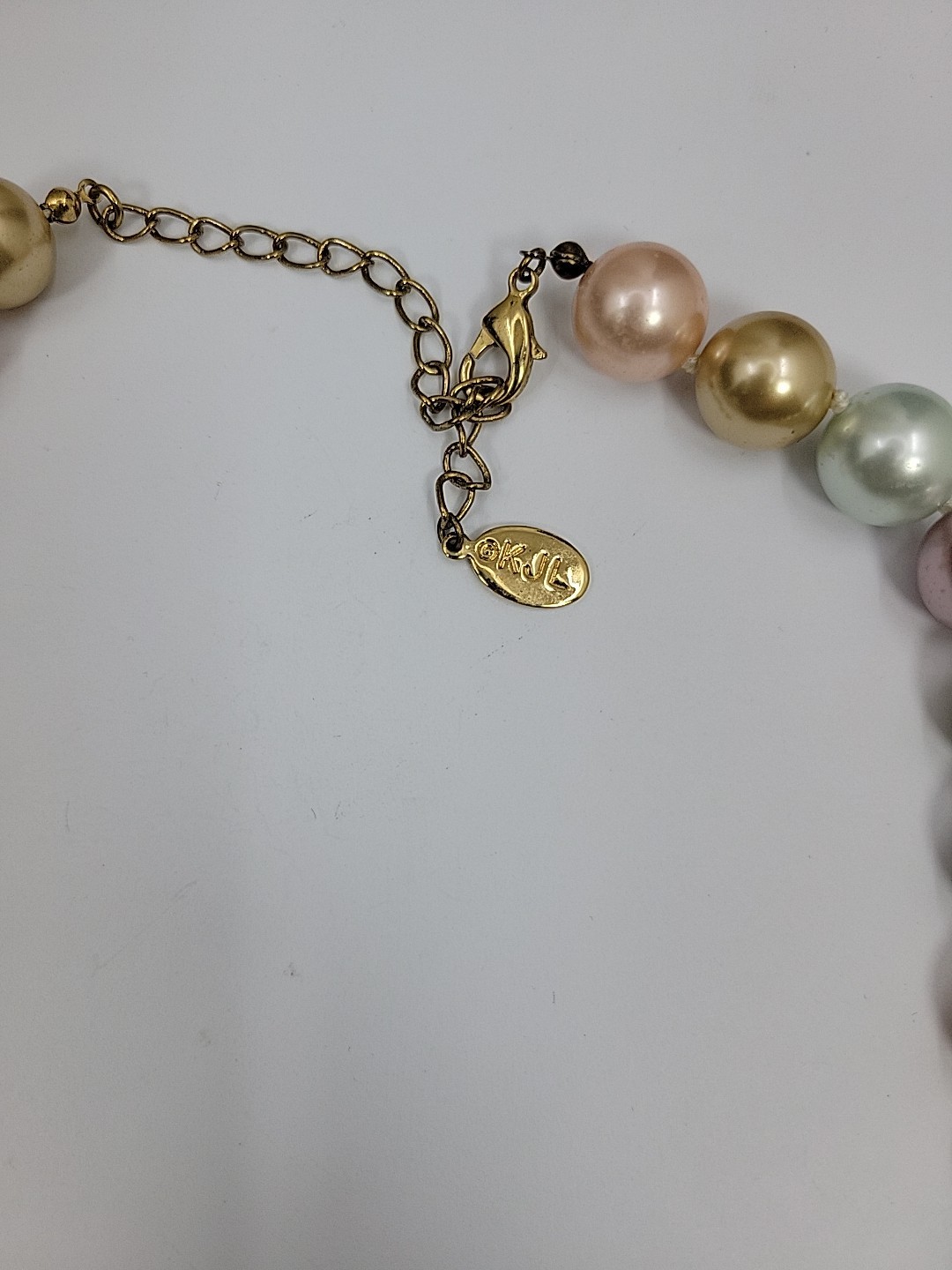 Vintage Kenneth Jay Lane KJL Pastel Multi-Color 14mm Faux Pearl Necklace 18″-22″
